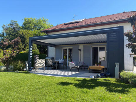 Réalisation Fermetures NEWART pergola sur mesure Divonne-les-Bains